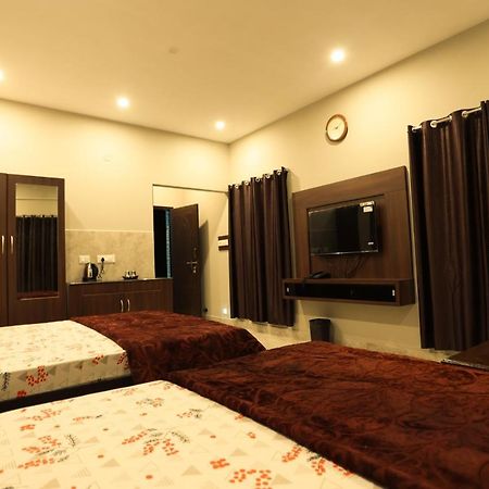 Rr Holidays โกไดกานัล ภายนอก รูปภาพ